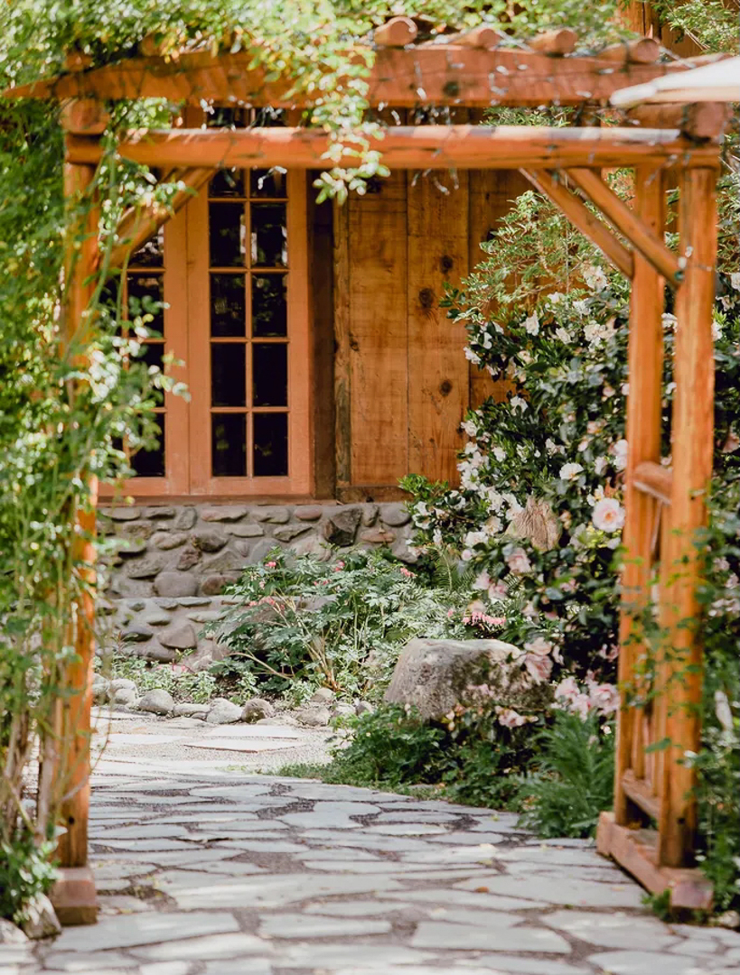 The Lindsay Lodge 12